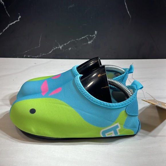 CT Girl’s Water Shoes Light Blue/Lime Green sz 13/1 - Picture 2 of 7